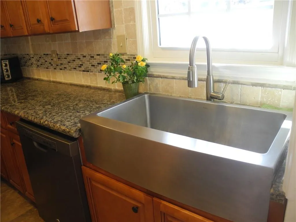 136 Peachtree Memorial Drive Nw Unit Pa4, Atlanta, Georgia 30309, 2 Bedrooms Bedrooms, ,1 BathroomBathrooms,Residential,Sold,136 Peachtree Memorial Drive Nw Unit Pa4,5642036