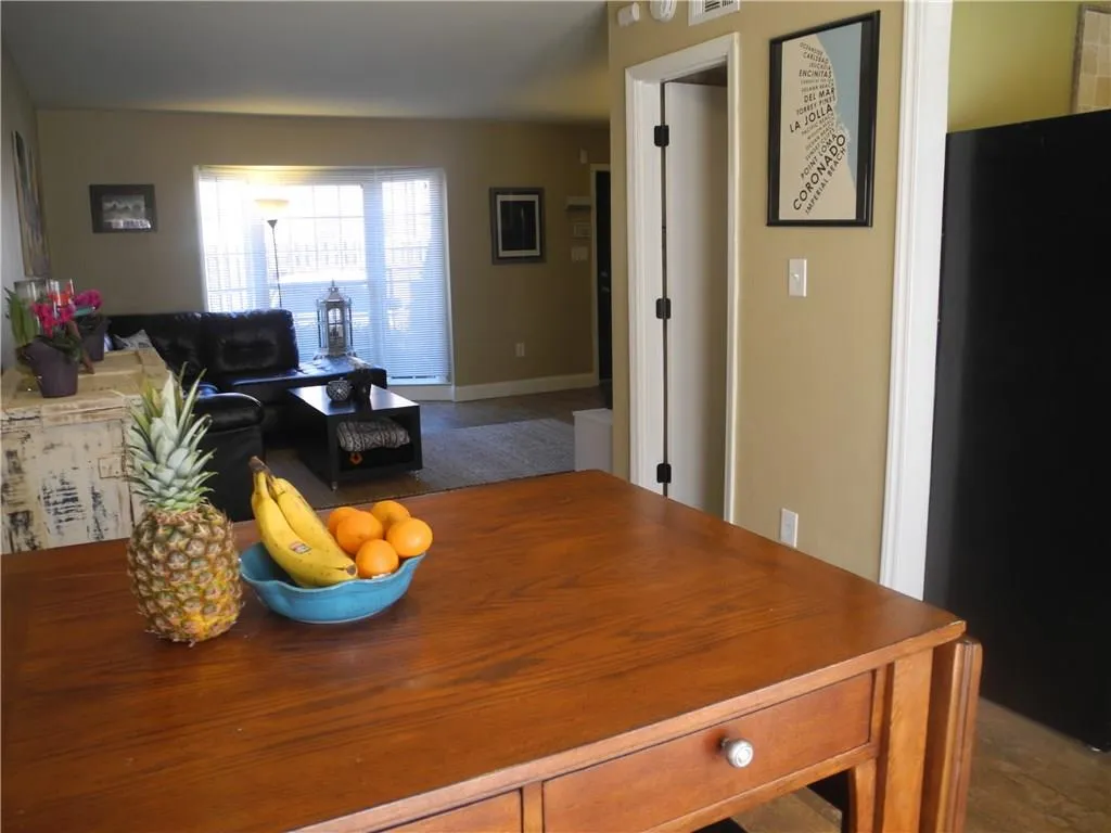 136 Peachtree Memorial Drive Nw Unit Pa4, Atlanta, Georgia 30309, 2 Bedrooms Bedrooms, ,1 BathroomBathrooms,Residential,Sold,136 Peachtree Memorial Drive Nw Unit Pa4,5642036