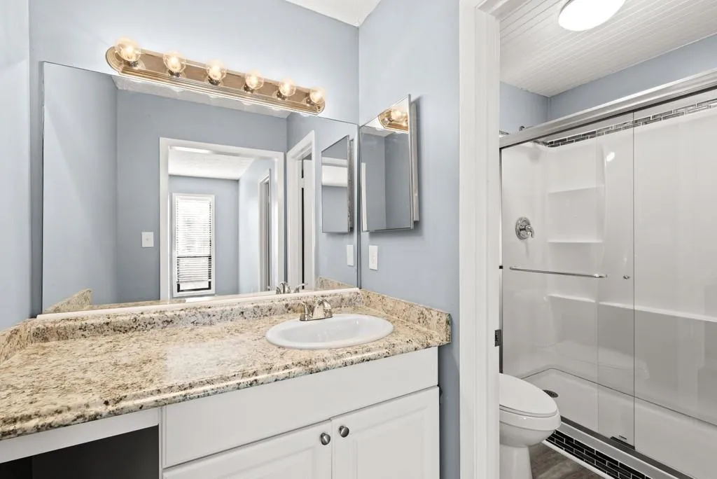 8740 Roswell Road Unit 10b, Atlanta, Georgia 30350, 3 Bedrooms Bedrooms, ,2 BathroomsBathrooms,Residential,Sold,8740 Roswell Road Unit 10b,6784862