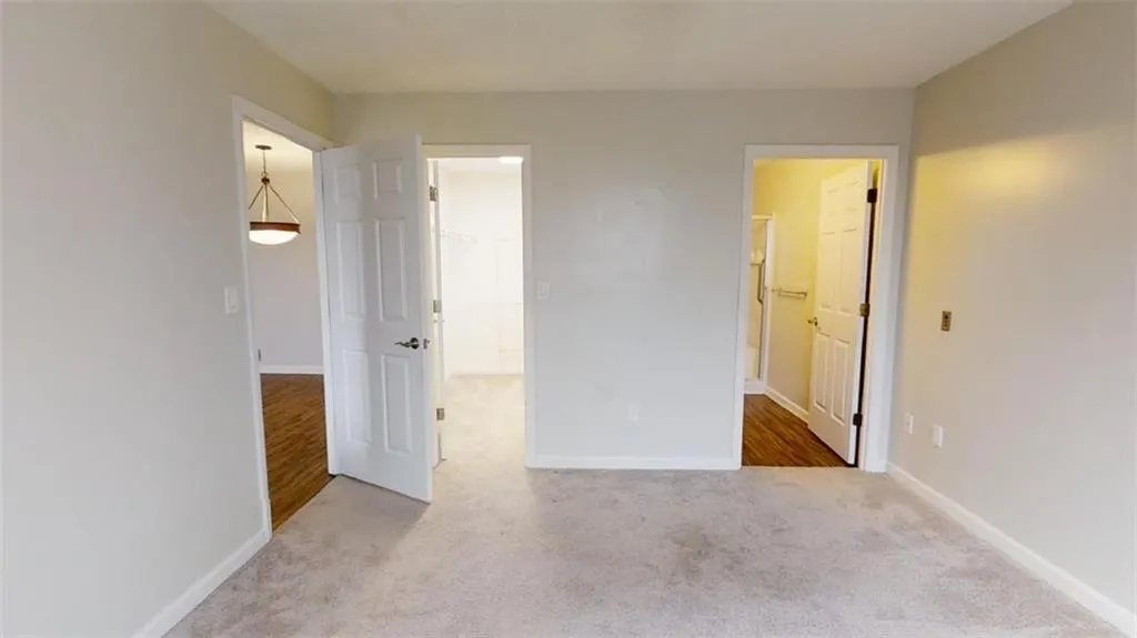 300 Johnson Ferry Road Ne Unit B615, Sandy Springs, Georgia 30328, 2 Bedrooms Bedrooms, ,2 BathroomsBathrooms,Residential,Sold,300 Johnson Ferry Road Ne Unit B615,6931019