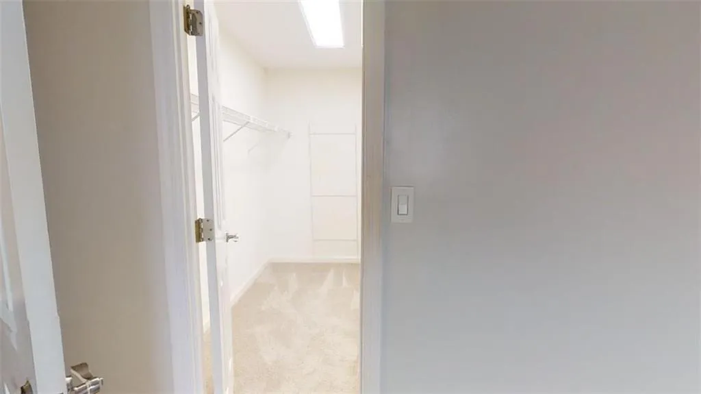 300 Johnson Ferry Road Ne Unit B615, Sandy Springs, Georgia 30328, 2 Bedrooms Bedrooms, ,2 BathroomsBathrooms,Residential,Sold,300 Johnson Ferry Road Ne Unit B615,6931019