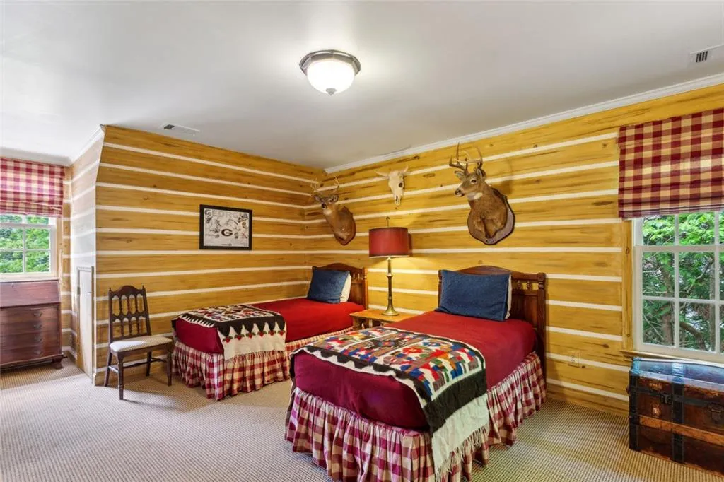 4584 E Conway Dr_181.jpg