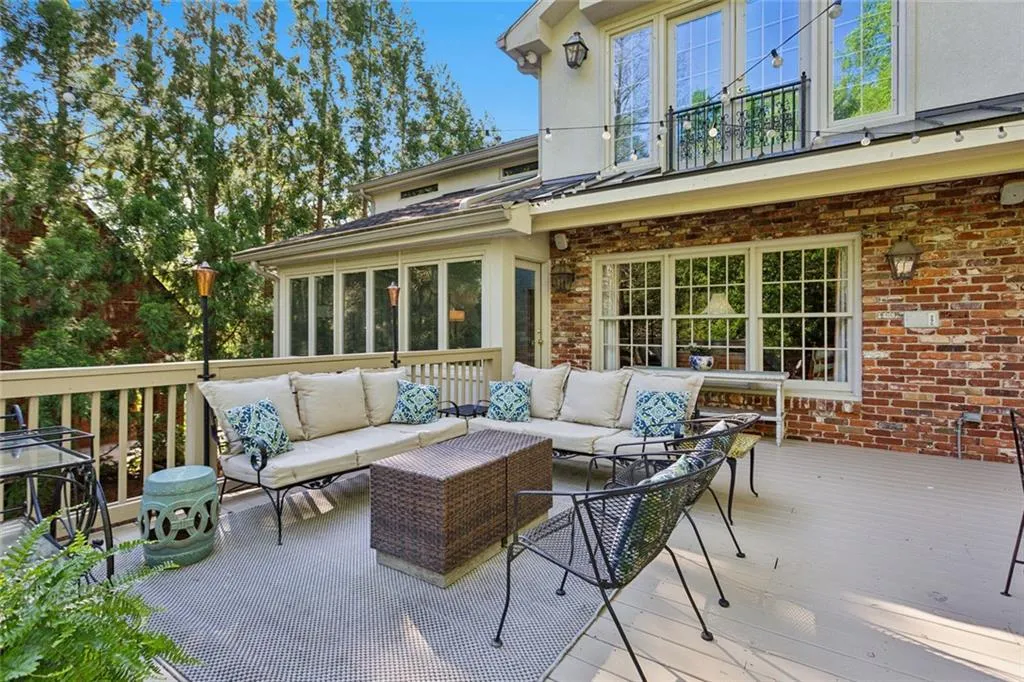 4584 E Conway Dr_021.jpg