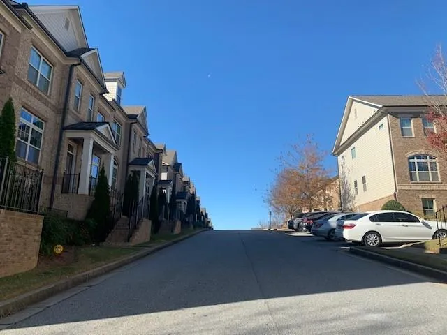 7565 Highland Bluff, Atlanta, Georgia 30328, 3 Bedrooms Bedrooms, ,3 BathroomsBathrooms,Residential,Sold,7565 Highland Bluff,6974079