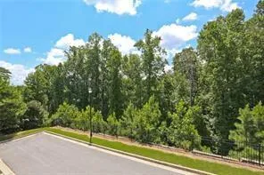 7565 Highland Bluff, Atlanta, Georgia 30328, 3 Bedrooms Bedrooms, ,3 BathroomsBathrooms,Residential,Sold,7565 Highland Bluff,6974079