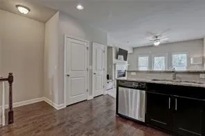 7565 Highland Bluff, Atlanta, Georgia 30328, 3 Bedrooms Bedrooms, ,3 BathroomsBathrooms,Residential,Sold,7565 Highland Bluff,6974079