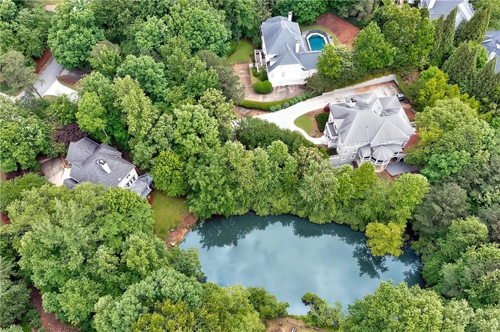 5805 De Claire Court, Atlanta, Georgia 30328, 5 Bedrooms Bedrooms, ,4 BathroomsBathrooms,Residential,Sold,5805 De Claire Court,6879626