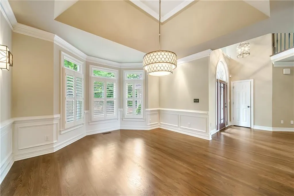 5805 De Claire Court, Atlanta, Georgia 30328, 5 Bedrooms Bedrooms, ,4 BathroomsBathrooms,Residential,Sold,5805 De Claire Court,6879626