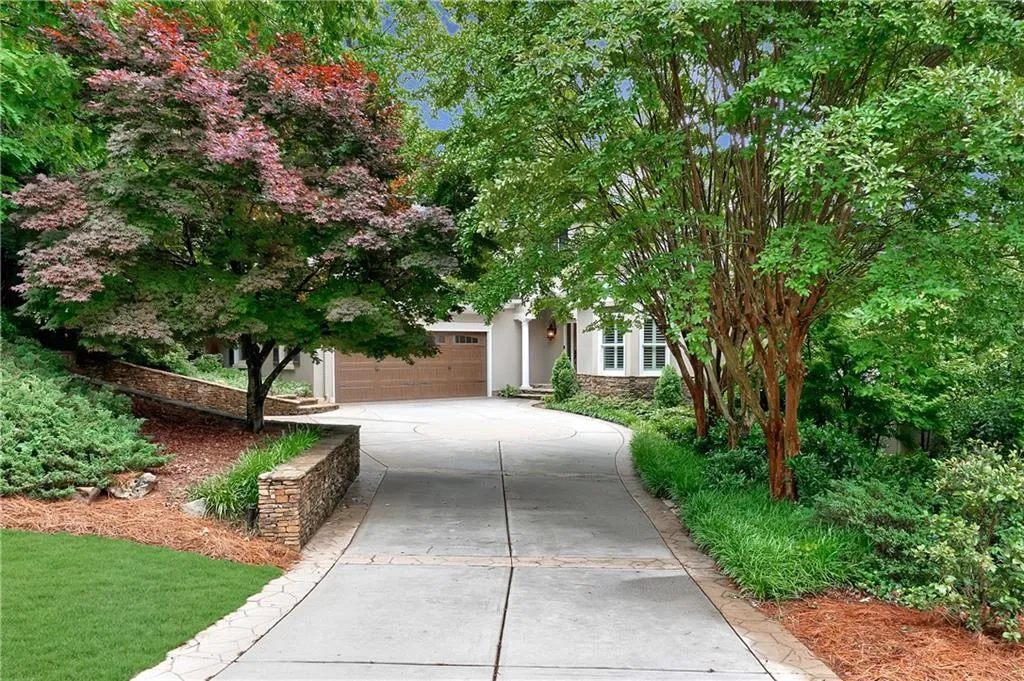 5805 De Claire Court, Atlanta, Georgia 30328, 5 Bedrooms Bedrooms, ,4 BathroomsBathrooms,Residential,Sold,5805 De Claire Court,6879626