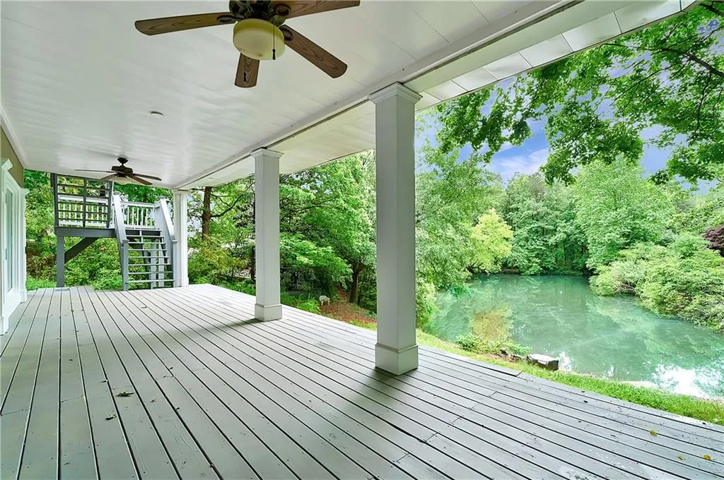 5805 De Claire Court, Atlanta, Georgia 30328, 5 Bedrooms Bedrooms, ,4 BathroomsBathrooms,Residential,Sold,5805 De Claire Court,6879626