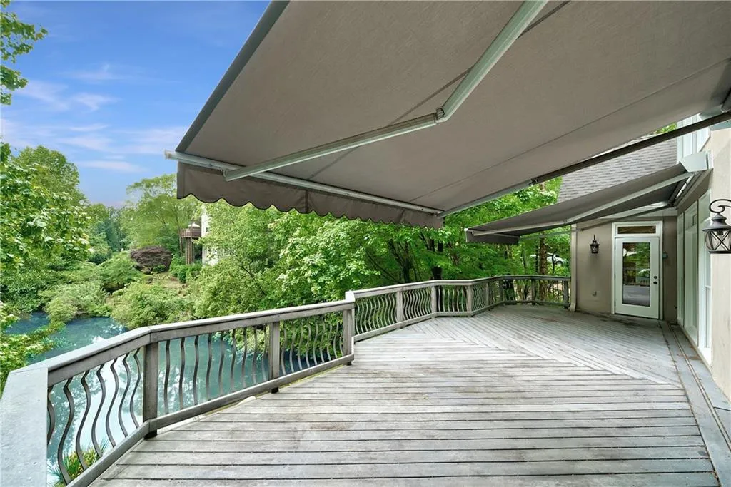 5805 De Claire Court, Atlanta, Georgia 30328, 5 Bedrooms Bedrooms, ,4 BathroomsBathrooms,Residential,Sold,5805 De Claire Court,6879626
