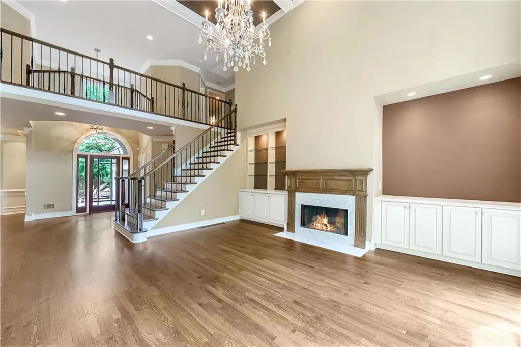 5805 De Claire Court, Atlanta, Georgia 30328, 5 Bedrooms Bedrooms, ,4 BathroomsBathrooms,Residential,Sold,5805 De Claire Court,6879626