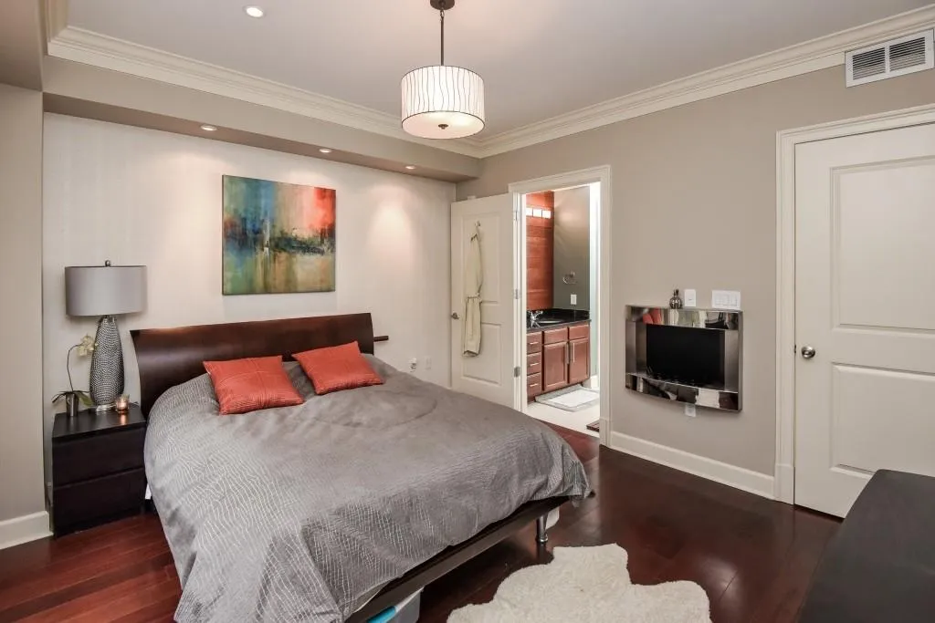 200 River Vista Drive Unit 117, Atlanta, Georgia 30339, 2 Bedrooms Bedrooms, ,2 BathroomsBathrooms,Residential,Sold,200 River Vista Drive Unit 117,5615390