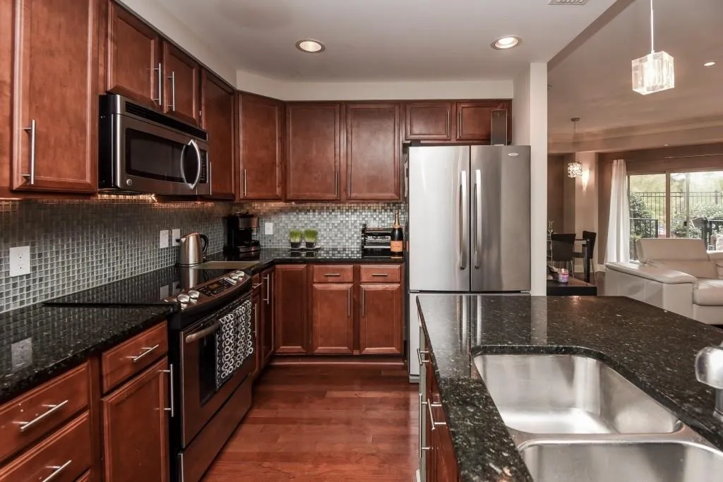 200 River Vista Drive Unit 117, Atlanta, Georgia 30339, 2 Bedrooms Bedrooms, ,2 BathroomsBathrooms,Residential,Sold,200 River Vista Drive Unit 117,5615390