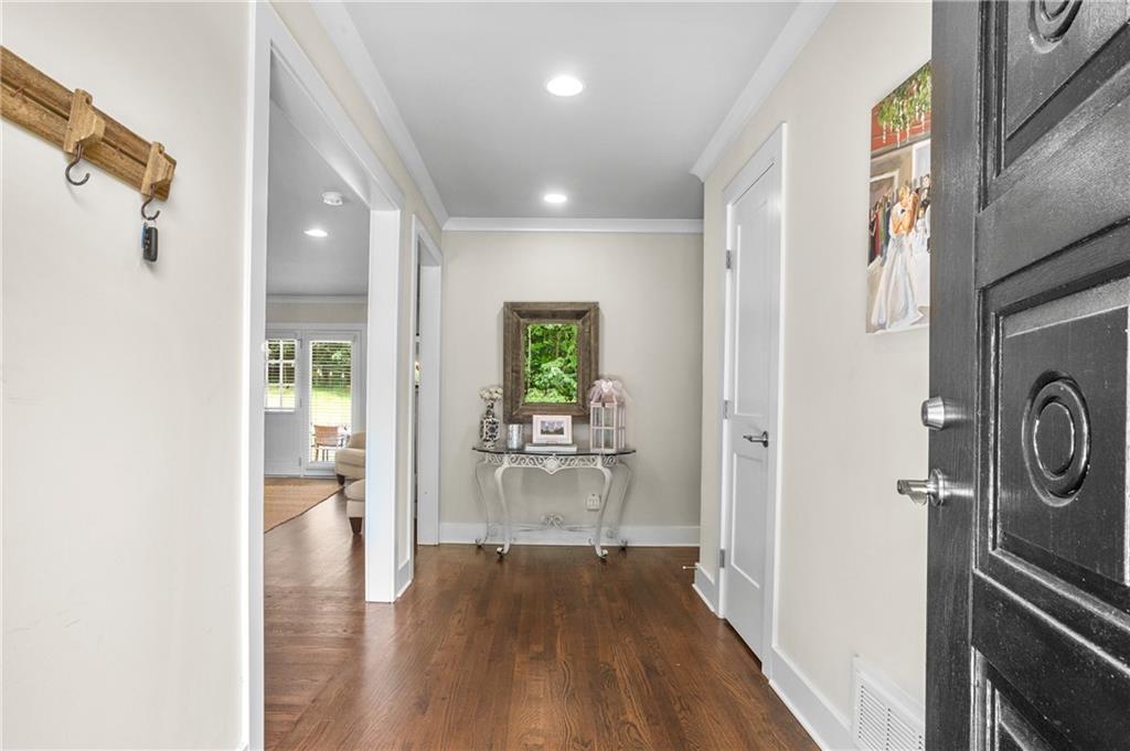 5925 Garber Drive, Sandy Springs, Georgia 30328, 4 Bedrooms Bedrooms, ,2 BathroomsBathrooms,Residential,Sold,5925 Garber Drive,7269881