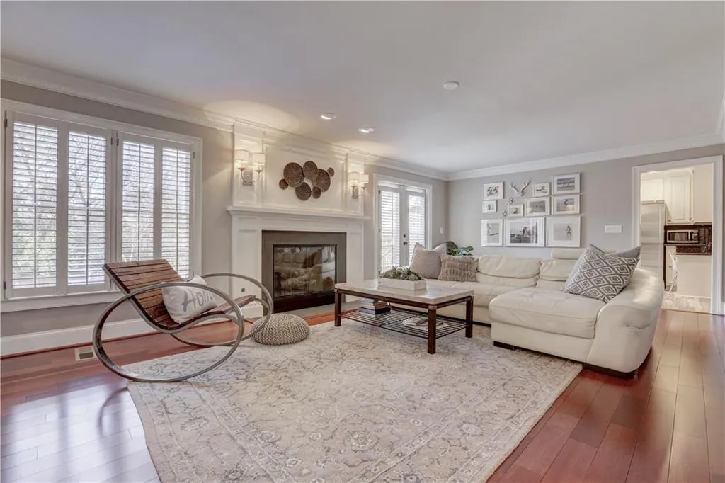 1411 Sheridan Walk Ne, Atlanta, Georgia 30324, 4 Bedrooms Bedrooms, ,3 BathroomsBathrooms,Residential,Sold,1411 Sheridan Walk Ne,5973730