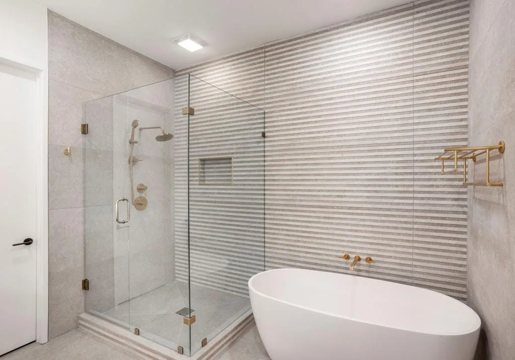 721 Longleaf Drive Ne Unit 3, Atlanta, Georgia 30342, 3 Bedrooms Bedrooms, ,3 BathroomsBathrooms,Residential,For Sale,721 Longleaf Drive Ne Unit 3,7687399