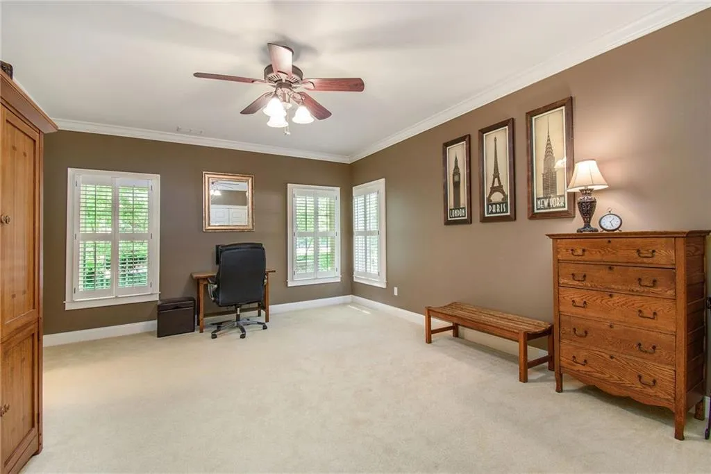 5492 Glenridge Drive Unit 568, Sandy Springs, Georgia 30342, 3 Bedrooms Bedrooms, ,3 BathroomsBathrooms,Residential,Sold,5492 Glenridge Drive Unit 568,6872828