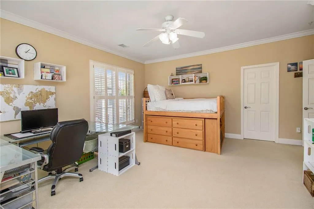5492 Glenridge Drive Unit 568, Sandy Springs, Georgia 30342, 3 Bedrooms Bedrooms, ,3 BathroomsBathrooms,Residential,Sold,5492 Glenridge Drive Unit 568,6872828