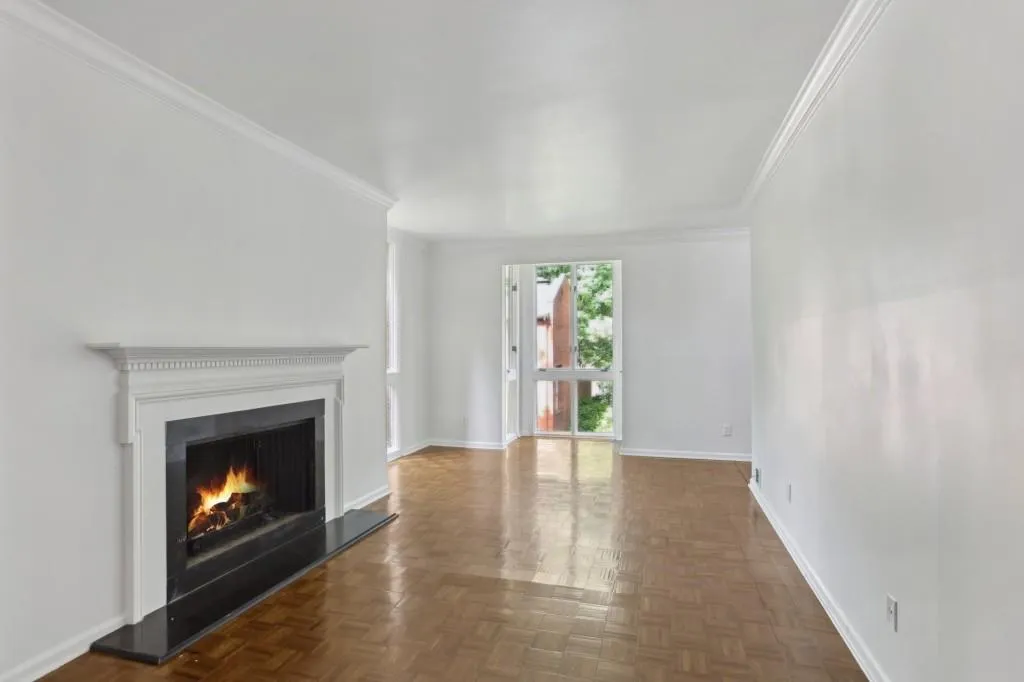 49 Willow Glen, Atlanta, Georgia 30342, 4 Bedrooms Bedrooms, ,4 BathroomsBathrooms,Residential,For Sale,49 Willow Glen,7579628