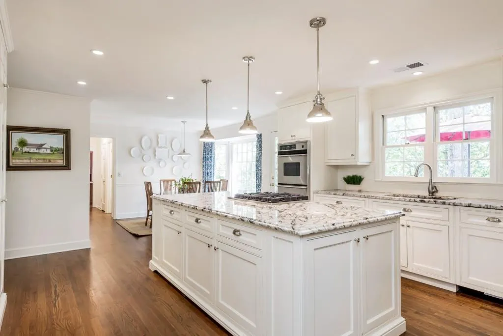 240 River North Drive, Sandy Springs, Georgia 30328, 4 Bedrooms Bedrooms, ,3 BathroomsBathrooms,Residential,Sold,240 River North Drive,5925719