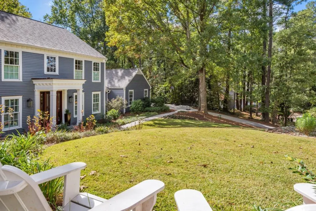 240 River North Drive, Sandy Springs, Georgia 30328, 4 Bedrooms Bedrooms, ,3 BathroomsBathrooms,Residential,Sold,240 River North Drive,5925719