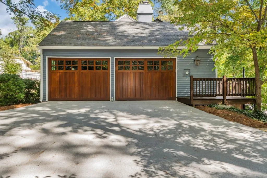 240 River North Drive, Sandy Springs, Georgia 30328, 4 Bedrooms Bedrooms, ,3 BathroomsBathrooms,Residential,Sold,240 River North Drive,5925719