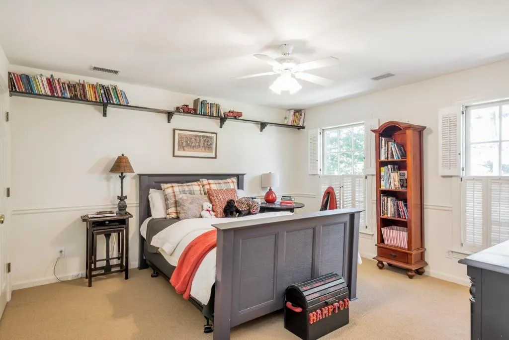 240 River North Drive, Sandy Springs, Georgia 30328, 4 Bedrooms Bedrooms, ,3 BathroomsBathrooms,Residential,Sold,240 River North Drive,5925719