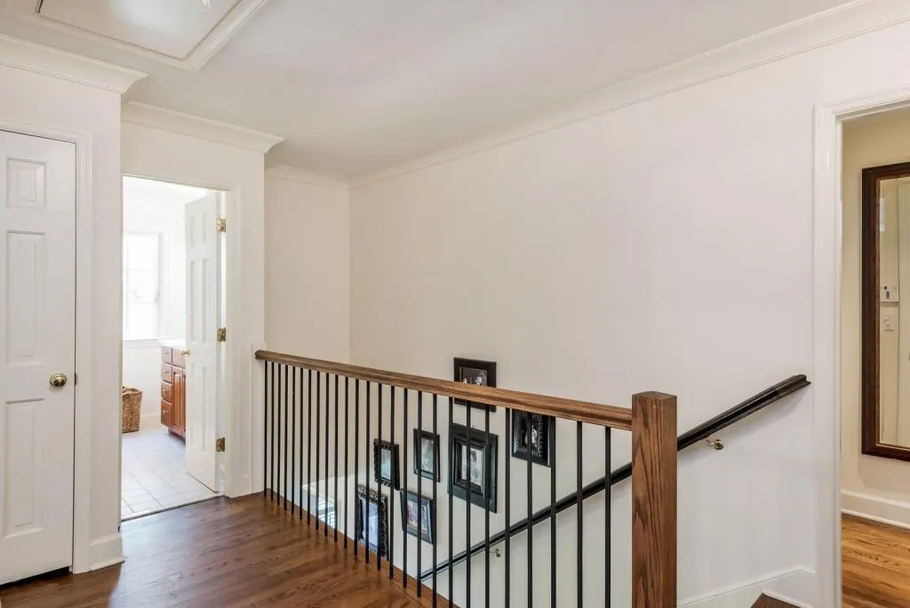 240 River North Drive, Sandy Springs, Georgia 30328, 4 Bedrooms Bedrooms, ,3 BathroomsBathrooms,Residential,Sold,240 River North Drive,5925719