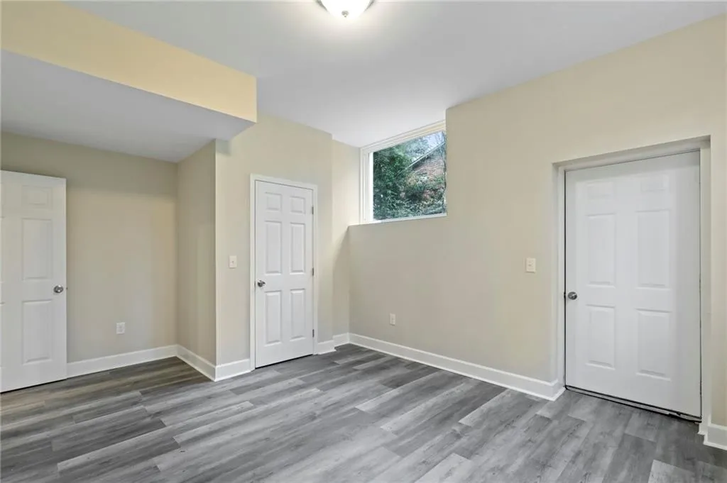 120 Finchley Court, Sandy Springs, Georgia 30328, 4 Bedrooms Bedrooms, ,3 BathroomsBathrooms,Residential,Sold,120 Finchley Court,6992160