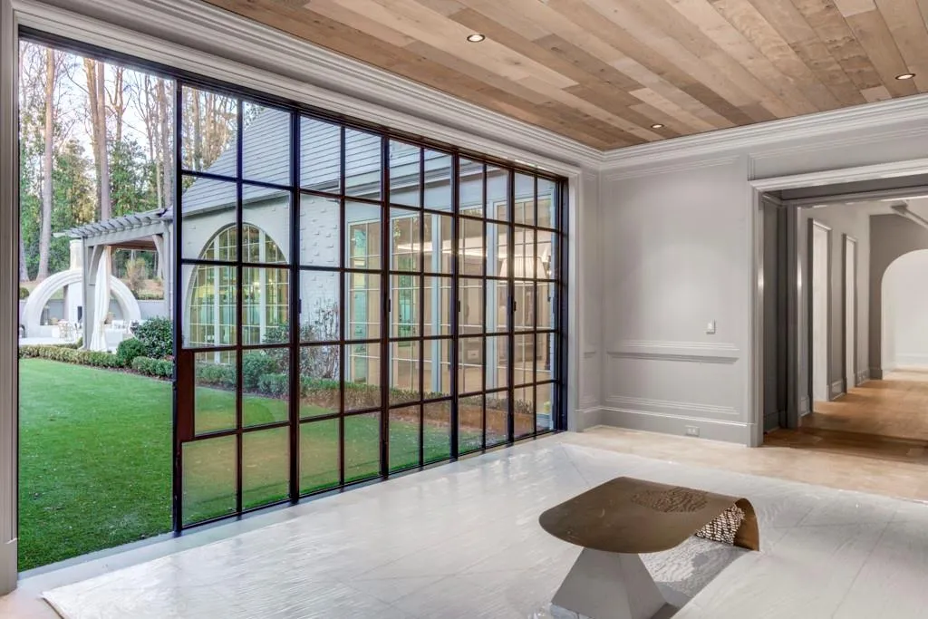 365 King Road Nw, Atlanta, Georgia 30342, 6 Bedrooms Bedrooms, 0 ,7 BathroomsBathrooms,Residential,For Sale,365 King Road Nw,7849277