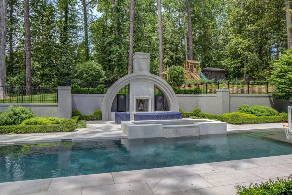 365 King Road Nw, Atlanta, Georgia 30342, 6 Bedrooms Bedrooms, 0 ,7 BathroomsBathrooms,Residential,For Sale,365 King Road Nw,7849277