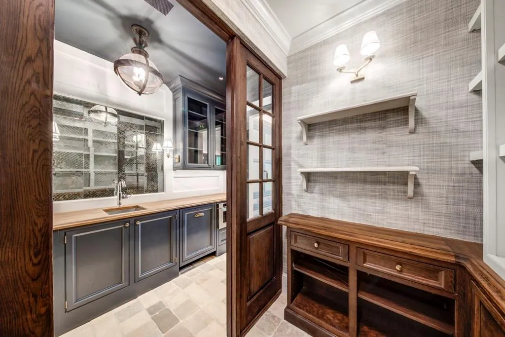 Scullery/pantry