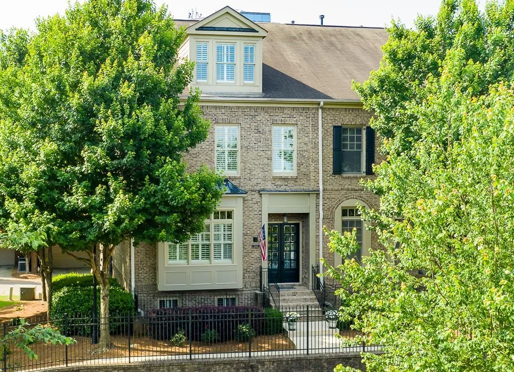694 Lockton Place, Atlanta, Georgia 30342, 4 Bedrooms Bedrooms, ,4 BathroomsBathrooms,Residential,Sold,694 Lockton Place,6557503