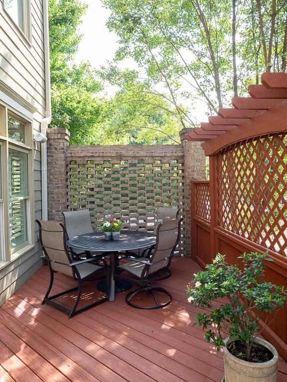 694 Lockton Place, Atlanta, Georgia 30342, 4 Bedrooms Bedrooms, ,4 BathroomsBathrooms,Residential,Sold,694 Lockton Place,6557503
