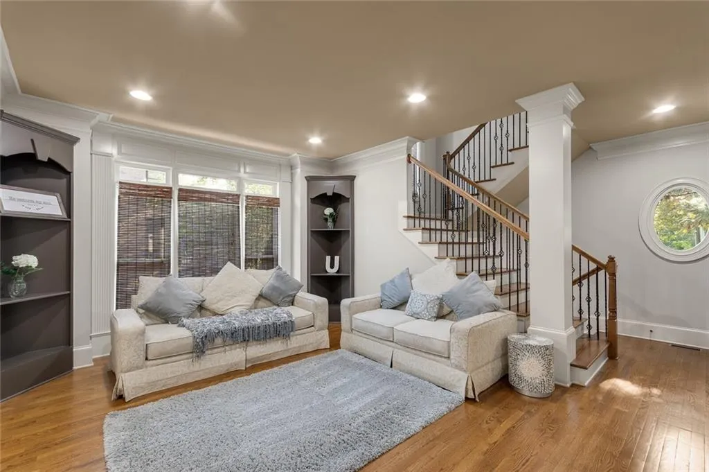 7987 Magnolia Square, Sandy Springs, Georgia 30350, 4 Bedrooms Bedrooms, ,3 BathroomsBathrooms,Residential,Sold,7987 Magnolia Square,6798346