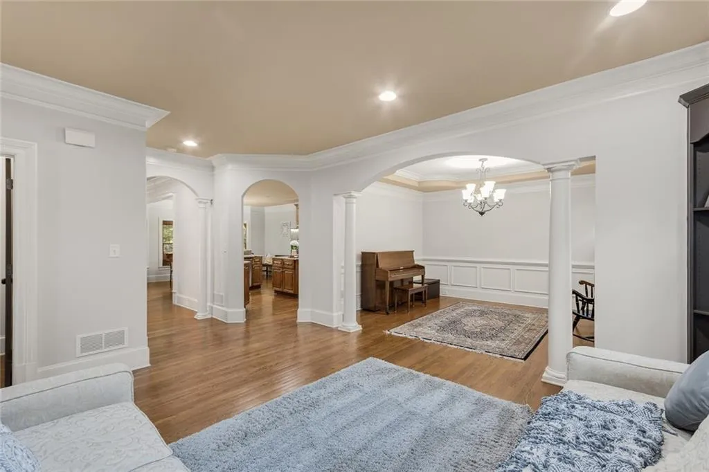 7987 Magnolia Square, Sandy Springs, Georgia 30350, 4 Bedrooms Bedrooms, ,3 BathroomsBathrooms,Residential,Sold,7987 Magnolia Square,6798346