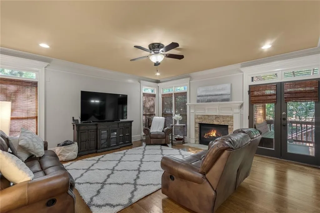 7987 Magnolia Square, Sandy Springs, Georgia 30350, 4 Bedrooms Bedrooms, ,3 BathroomsBathrooms,Residential,Sold,7987 Magnolia Square,6798346