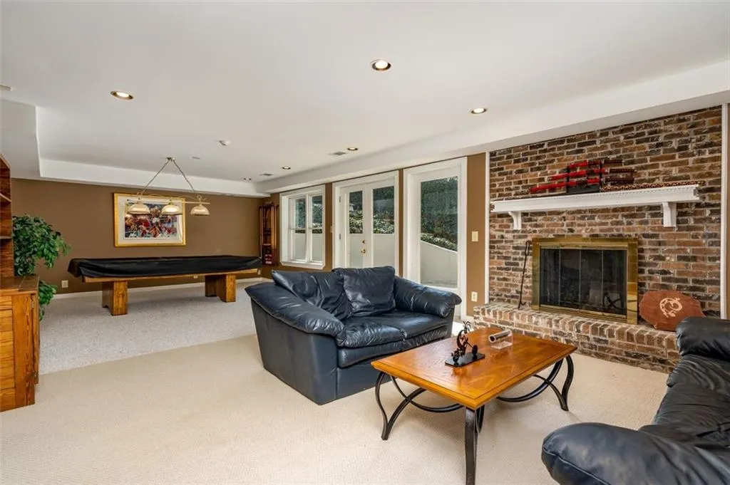 230 Quiet Water Lane, Sandy Springs, Georgia 30350, 5 Bedrooms Bedrooms, ,5 BathroomsBathrooms,Residential,Sold,230 Quiet Water Lane,7007949