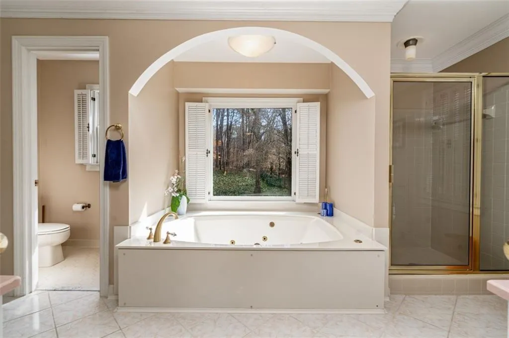 230 Quiet Water Lane, Sandy Springs, Georgia 30350, 5 Bedrooms Bedrooms, ,5 BathroomsBathrooms,Residential,Sold,230 Quiet Water Lane,7007949