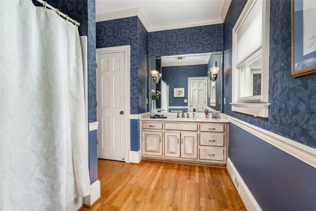 230 Quiet Water Lane, Sandy Springs, Georgia 30350, 5 Bedrooms Bedrooms, ,5 BathroomsBathrooms,Residential,Sold,230 Quiet Water Lane,7007949