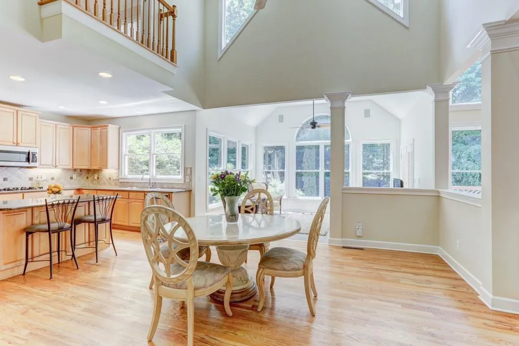 400 Trowgate Lane, Sandy Springs, Georgia 30350, 4 Bedrooms Bedrooms, ,4 BathroomsBathrooms,Residential,Sold,400 Trowgate Lane,6554560