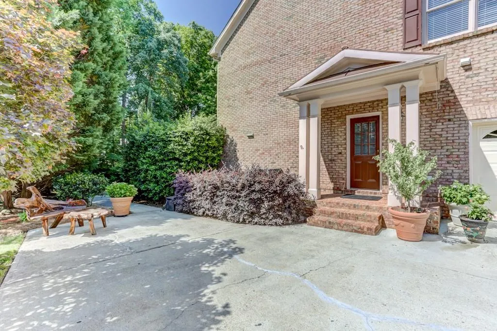 400 Trowgate Lane, Sandy Springs, Georgia 30350, 4 Bedrooms Bedrooms, ,4 BathroomsBathrooms,Residential,Sold,400 Trowgate Lane,6554560