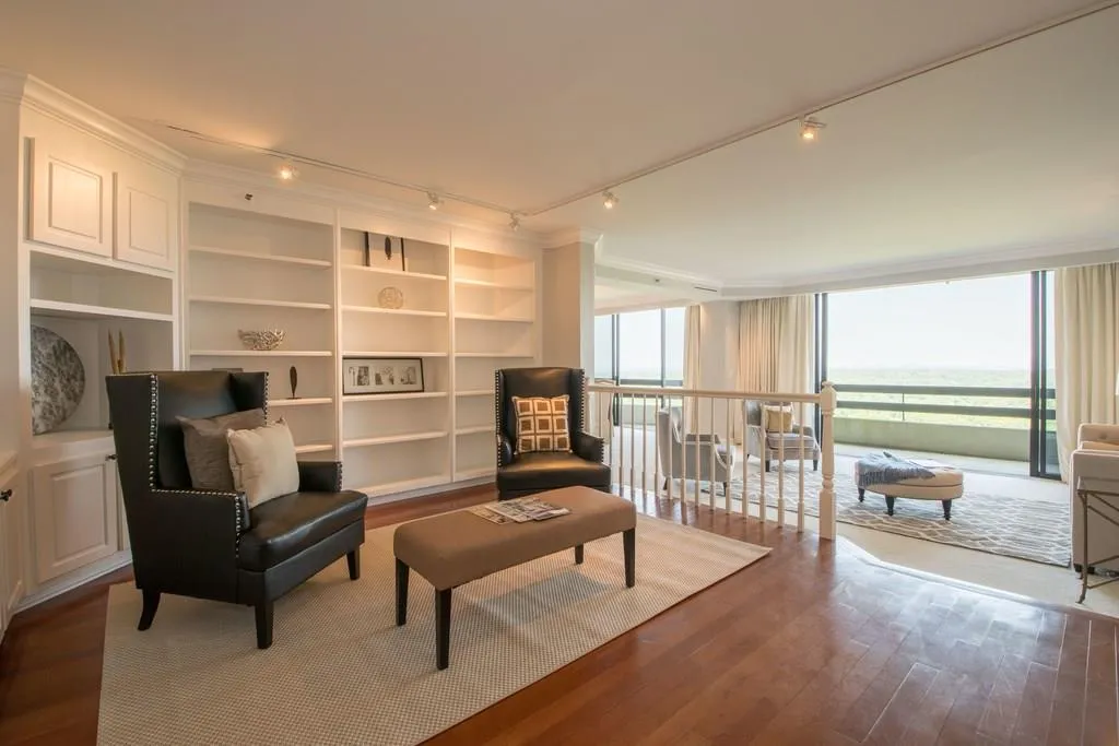 2660 Peachtree Road Nw Unit 25c, Atlanta, Georgia 30305, 2 Bedrooms Bedrooms, ,2 BathroomsBathrooms,Residential,Sold,2660 Peachtree Road Nw Unit 25c,6013243