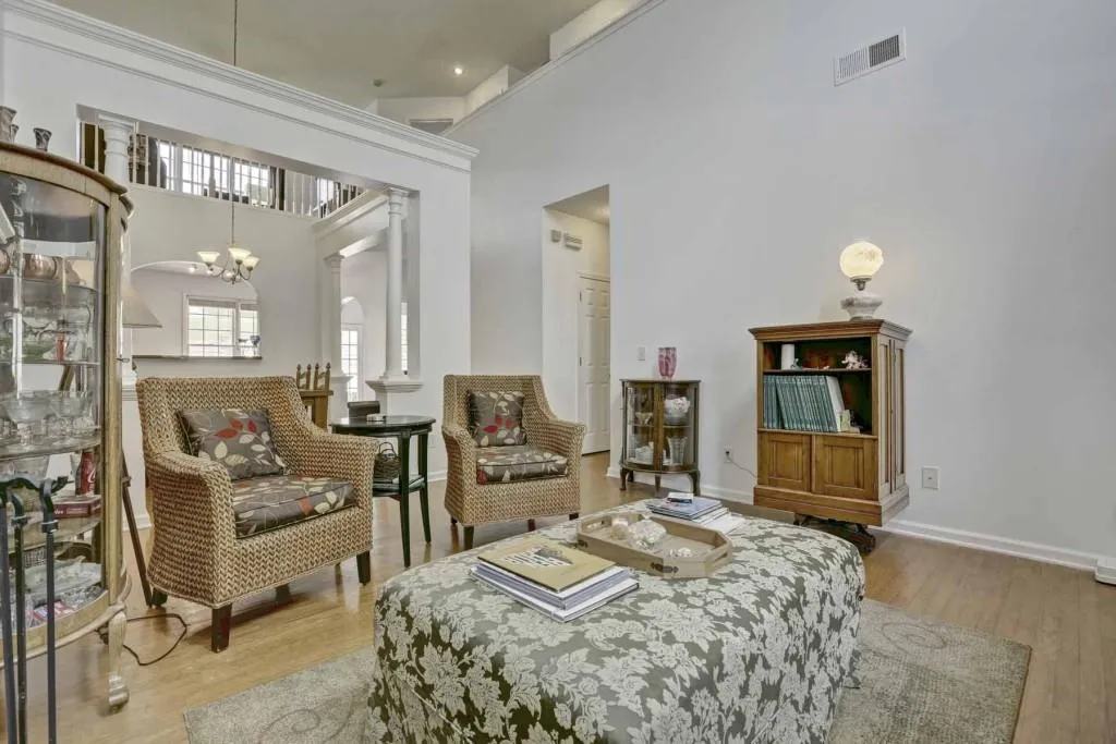 2531 Longcourt Circle Se, Atlanta, Georgia 30339, 3 Bedrooms Bedrooms, ,2 BathroomsBathrooms,Residential,Sold,2531 Longcourt Circle Se,5865479
