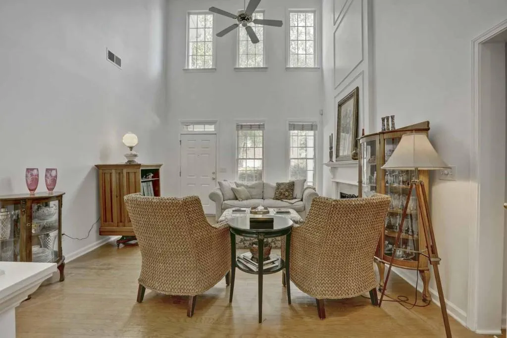 2531 Longcourt Circle Se, Atlanta, Georgia 30339, 3 Bedrooms Bedrooms, ,2 BathroomsBathrooms,Residential,Sold,2531 Longcourt Circle Se,5865479