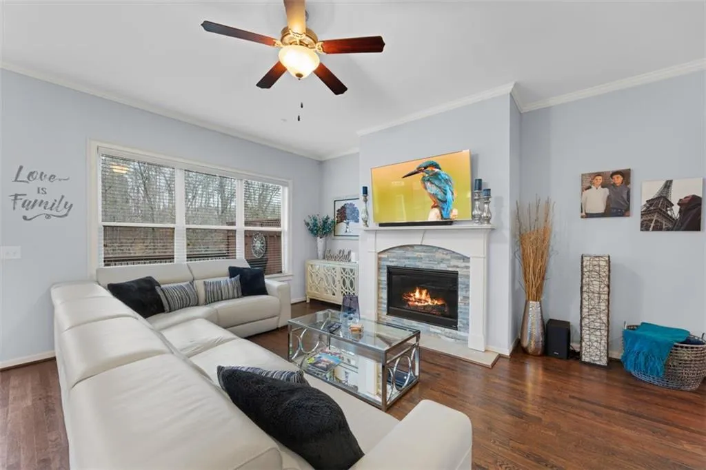 1010 Bergeron Place, Sandy Springs, Georgia 30328, 3 Bedrooms Bedrooms, ,3 BathroomsBathrooms,Residential,Sold,1010 Bergeron Place,7171935