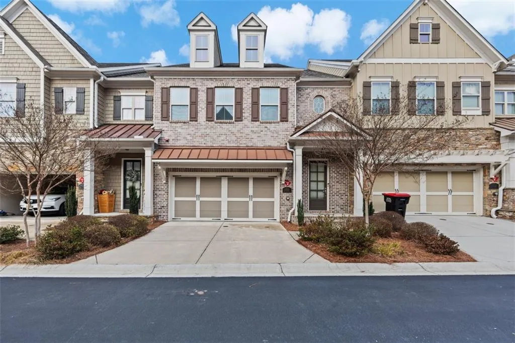 1010 Bergeron Place, Sandy Springs, Georgia 30328, 3 Bedrooms Bedrooms, ,3 BathroomsBathrooms,Residential,Sold,1010 Bergeron Place,7171935