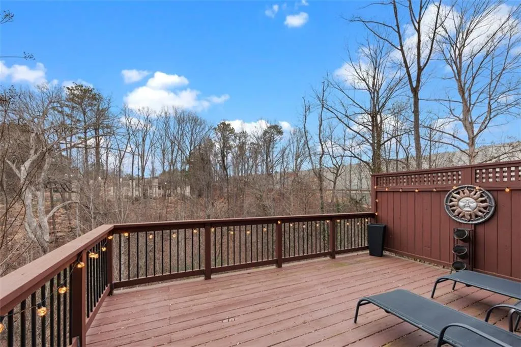 1010 Bergeron Place, Sandy Springs, Georgia 30328, 3 Bedrooms Bedrooms, ,3 BathroomsBathrooms,Residential,Sold,1010 Bergeron Place,7171935