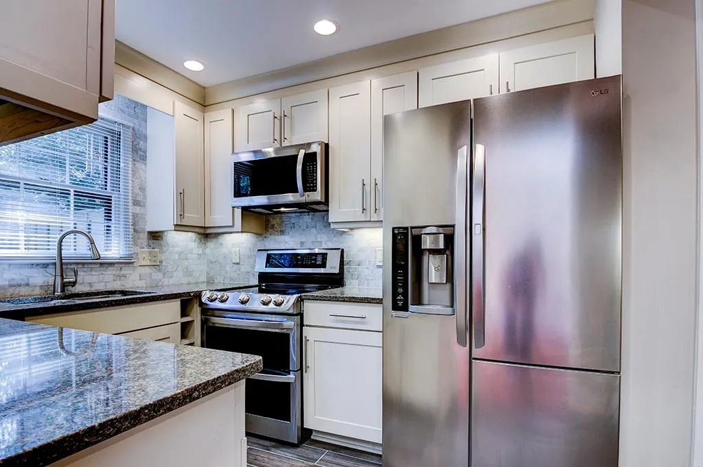 108 Adrian Place Unit -, Atlanta, Georgia 30327, 2 Bedrooms Bedrooms, ,2 BathroomsBathrooms,Residential,Sold,108 Adrian Place Unit -,5925157